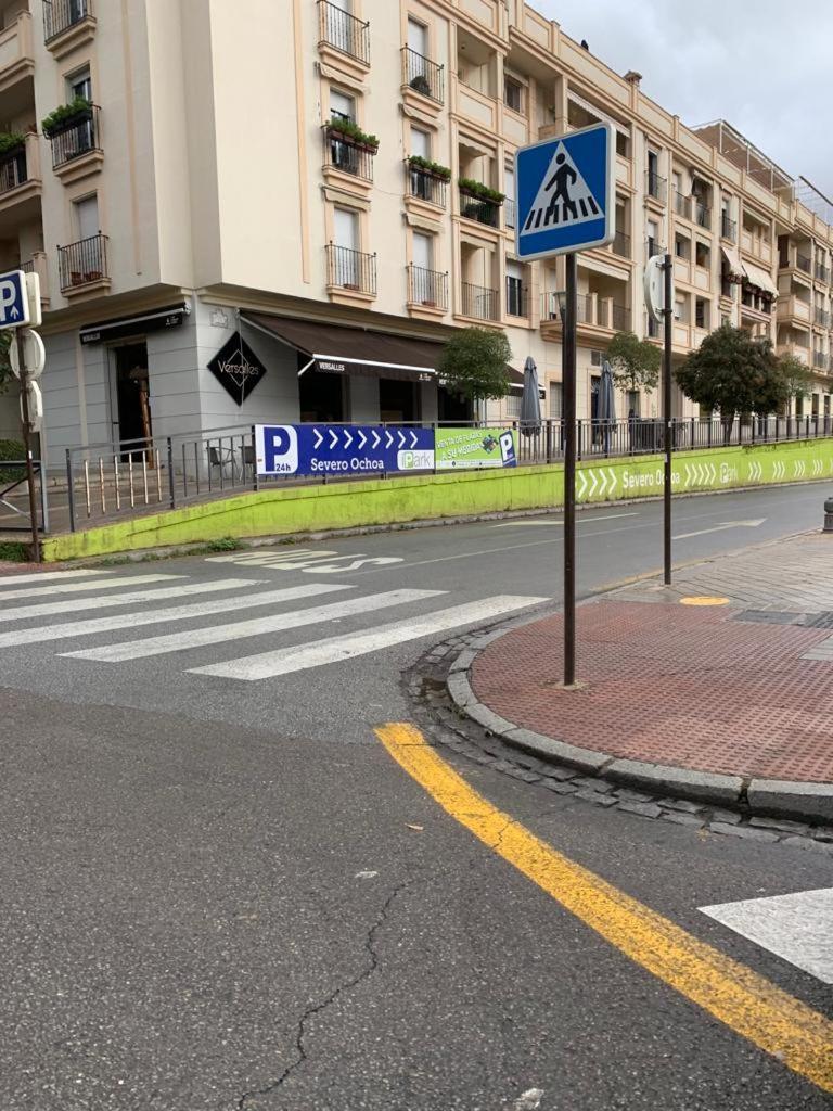 Domus Apartamentos Granada Con Parking Gratuito En Pleno Centro 外观 照片
