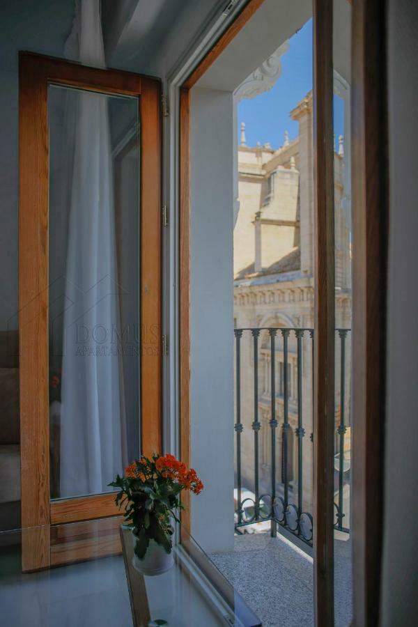 Domus Apartamentos Granada Con Parking Gratuito En Pleno Centro 外观 照片